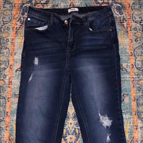 Slightly Ripped Denim Jeans - Picture 1 of 3